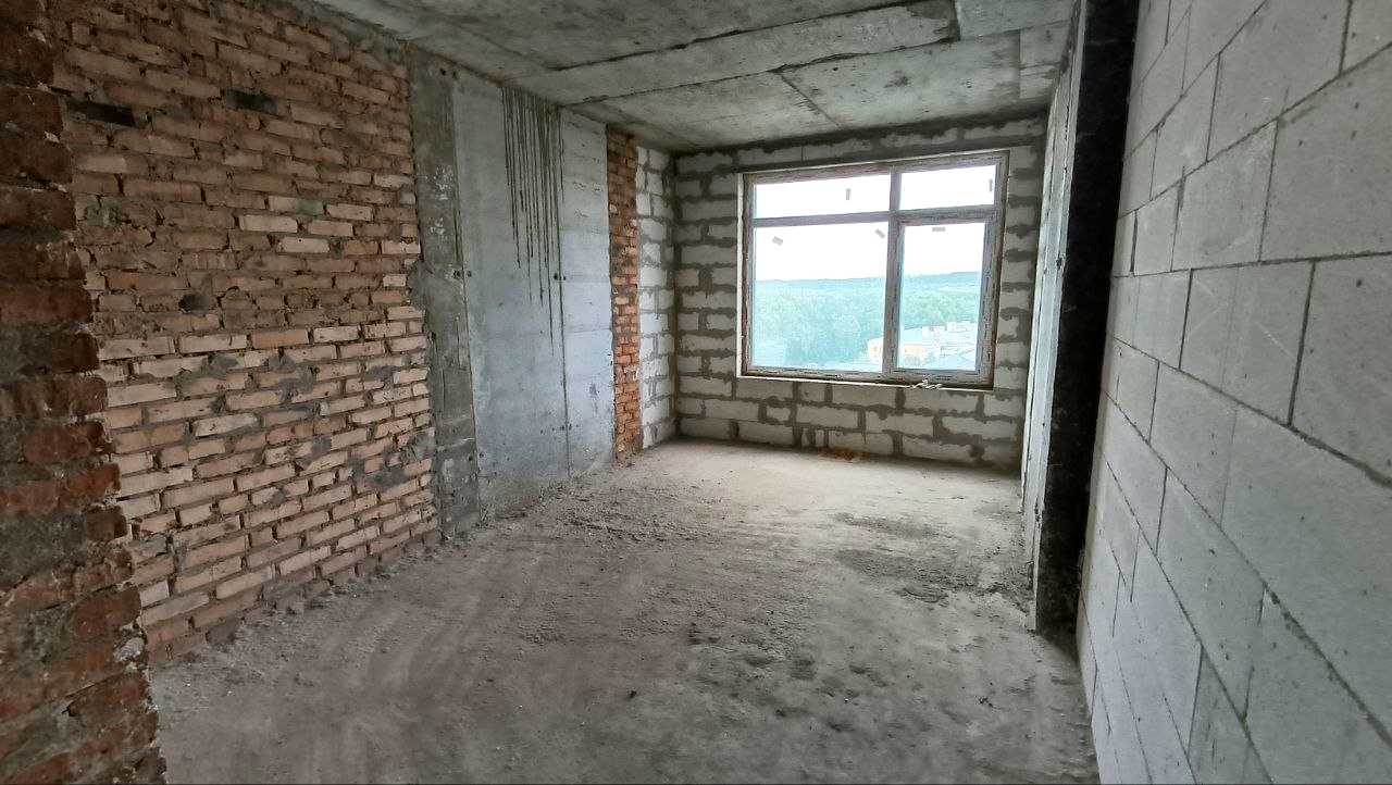 1875764611986371