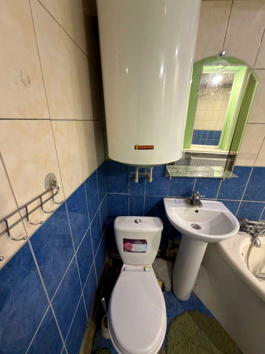 1875765670821427
