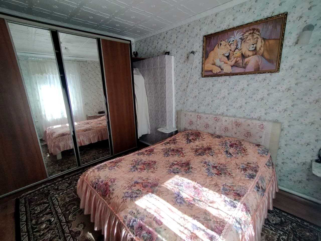 1875765906558181
