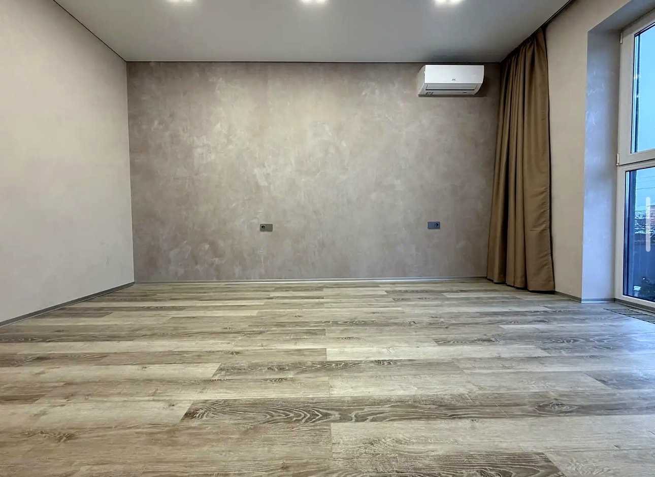 1875767043677574