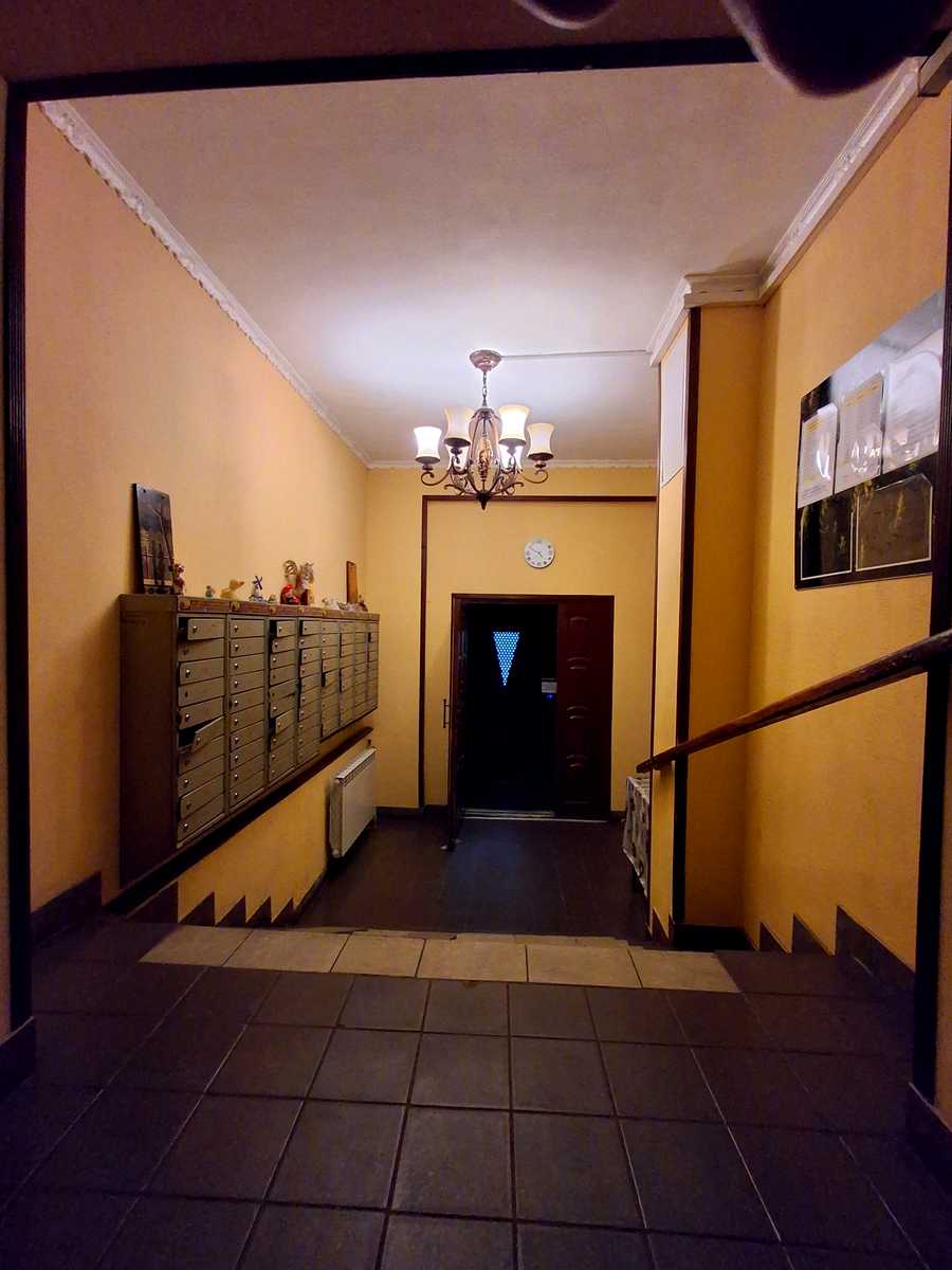 1875767697403789