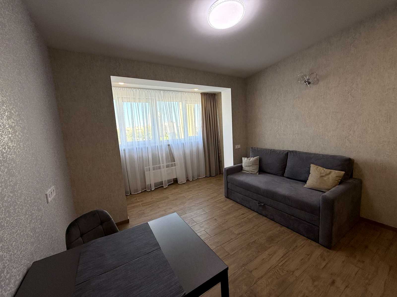 1875768214151846