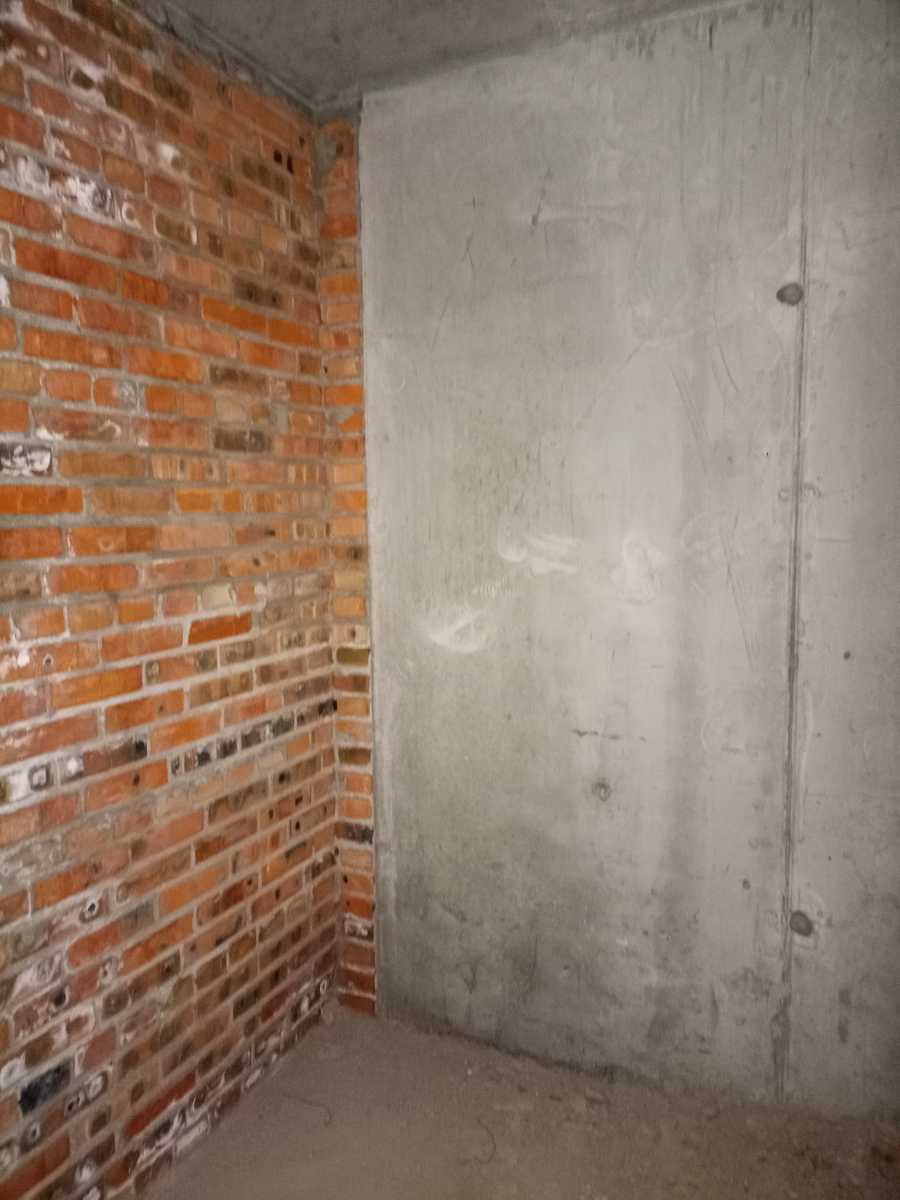 1875768812559095