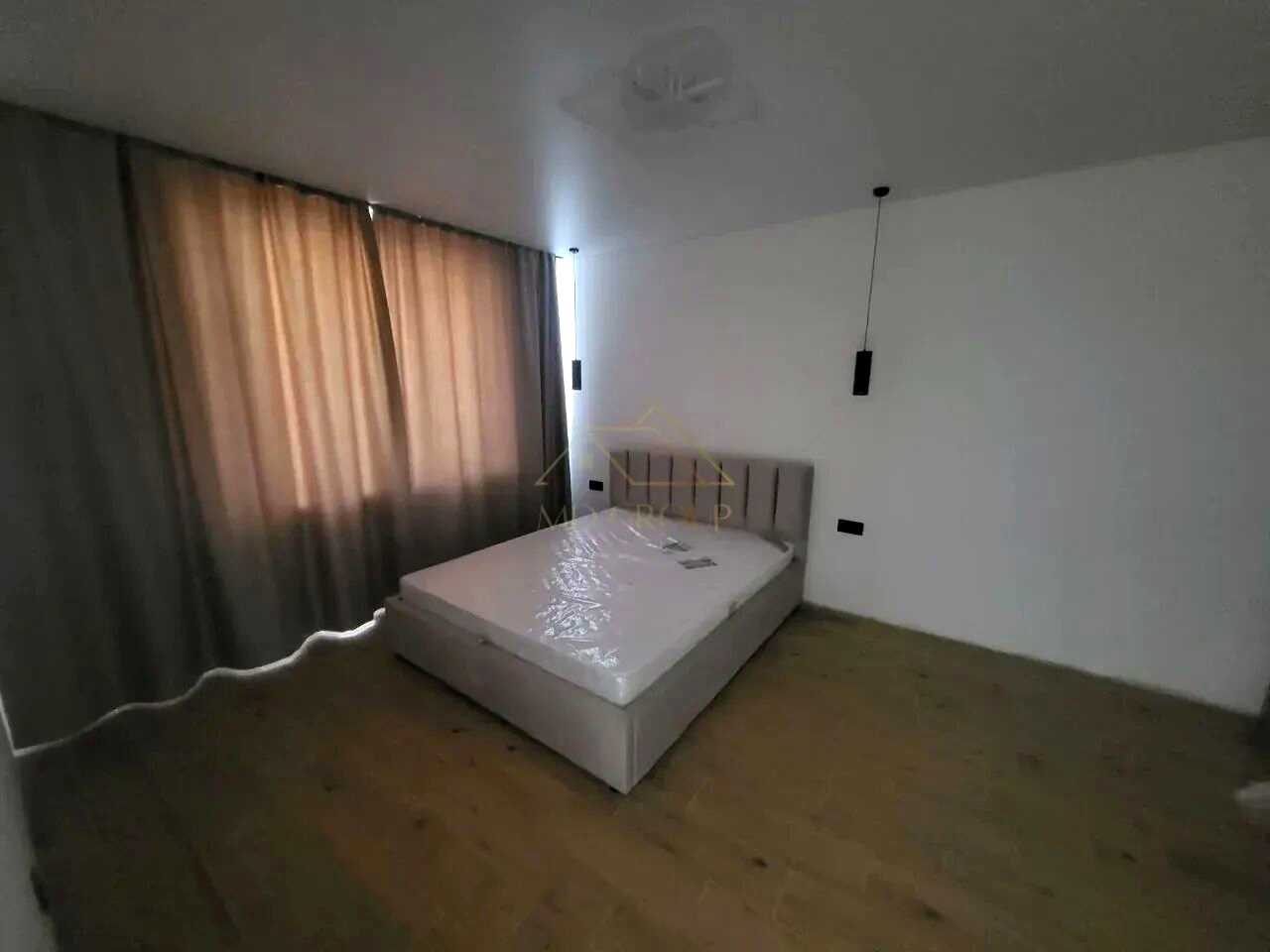 1875769226720544