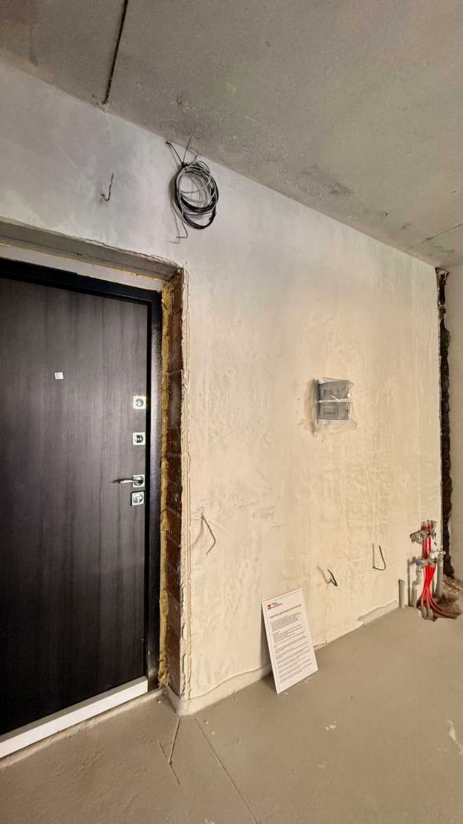 1875769371198659