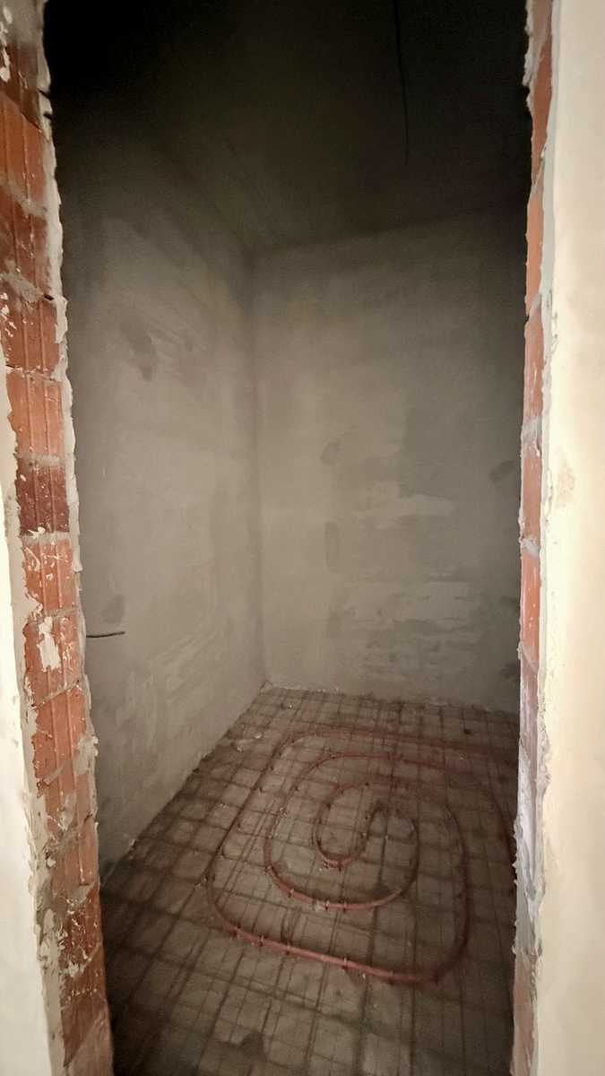 1875769372853947