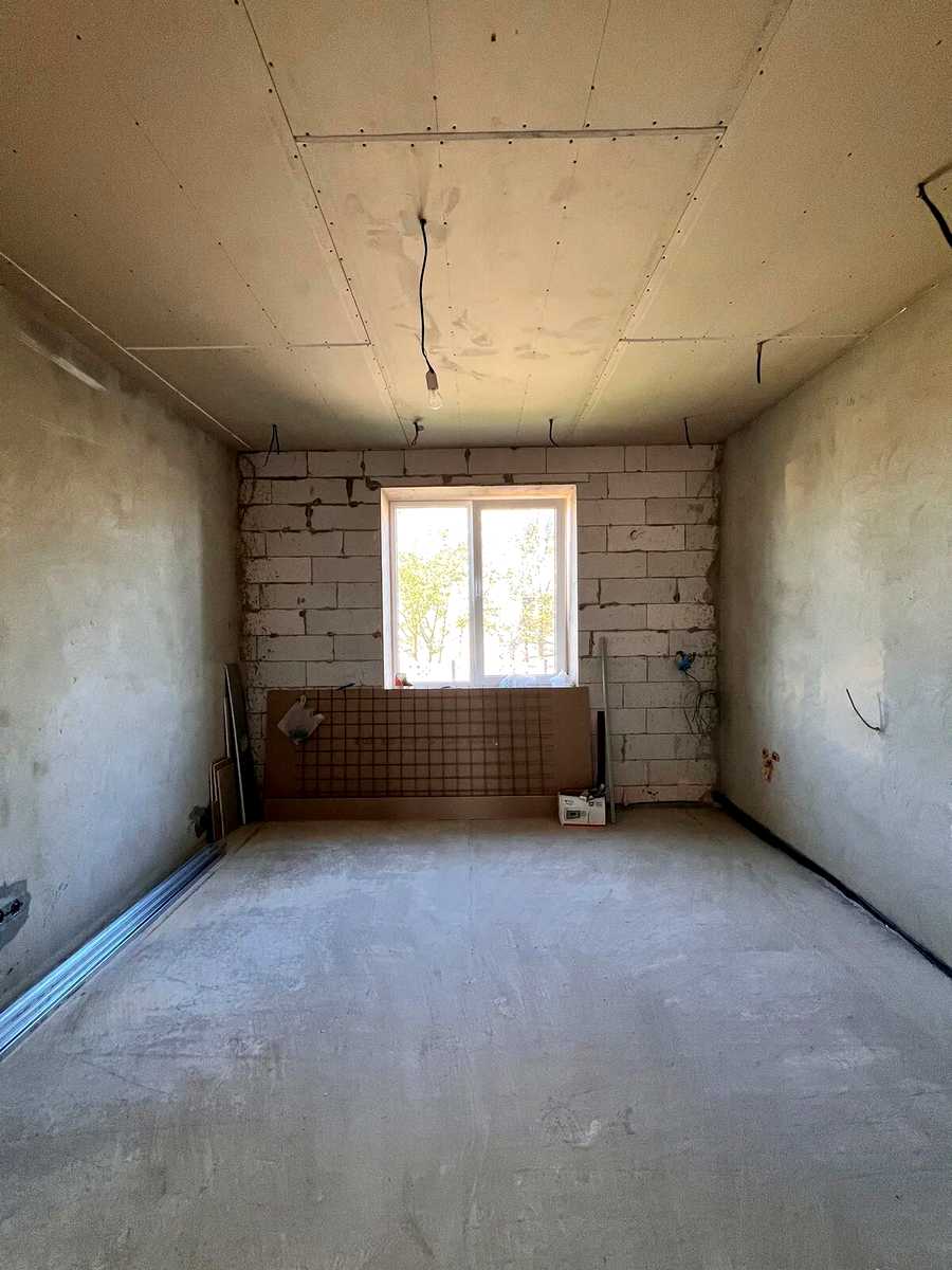 1875769460084124