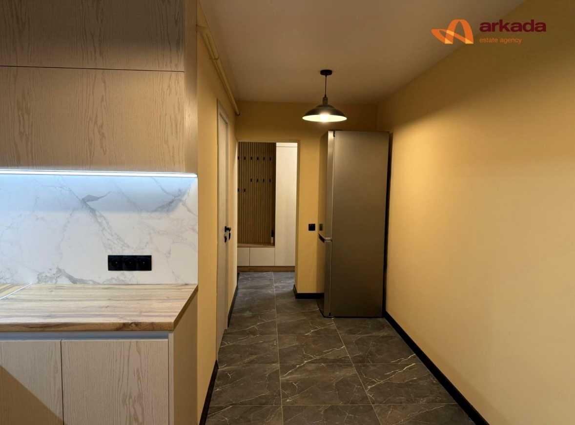 1875771607624879
