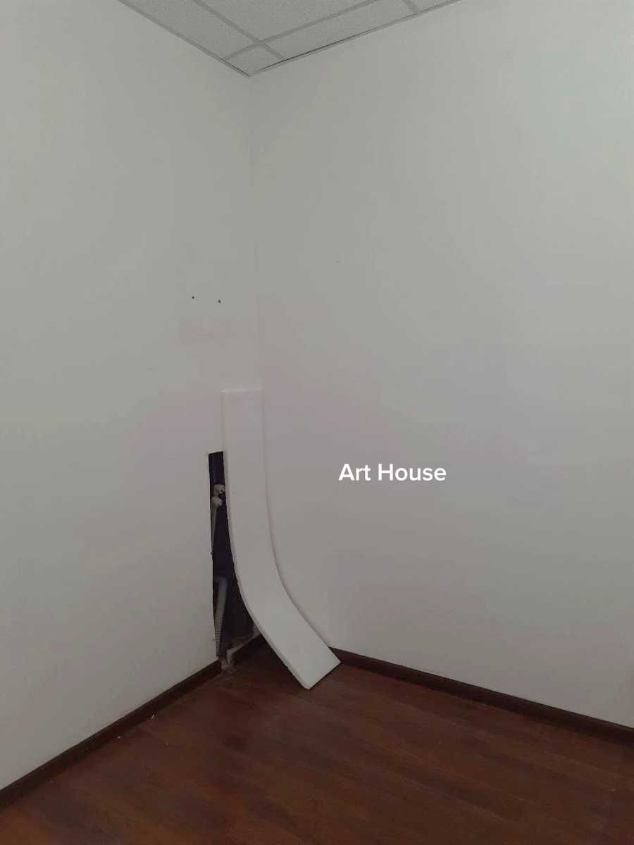 1875773624096624
