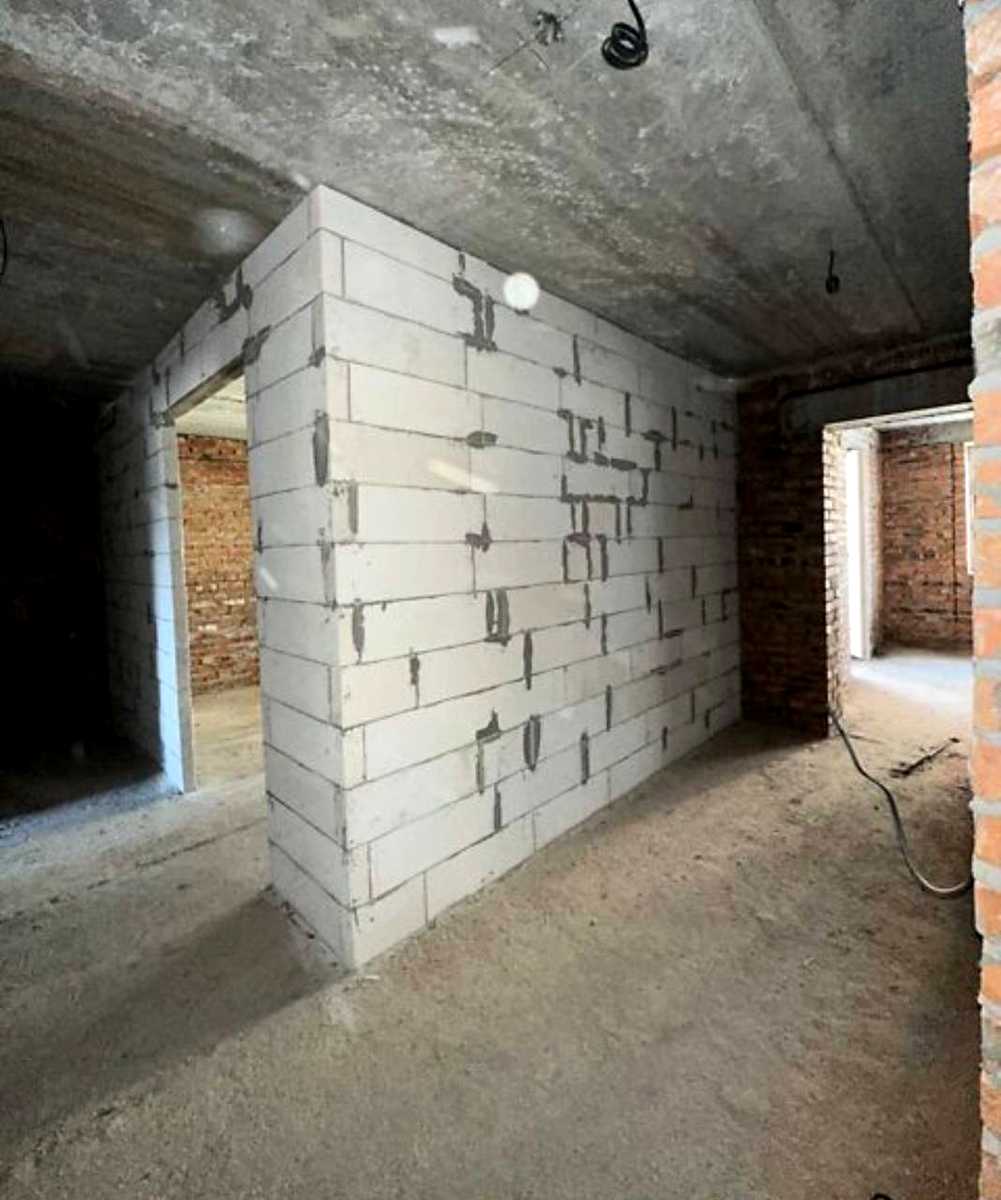 1875774209930807
