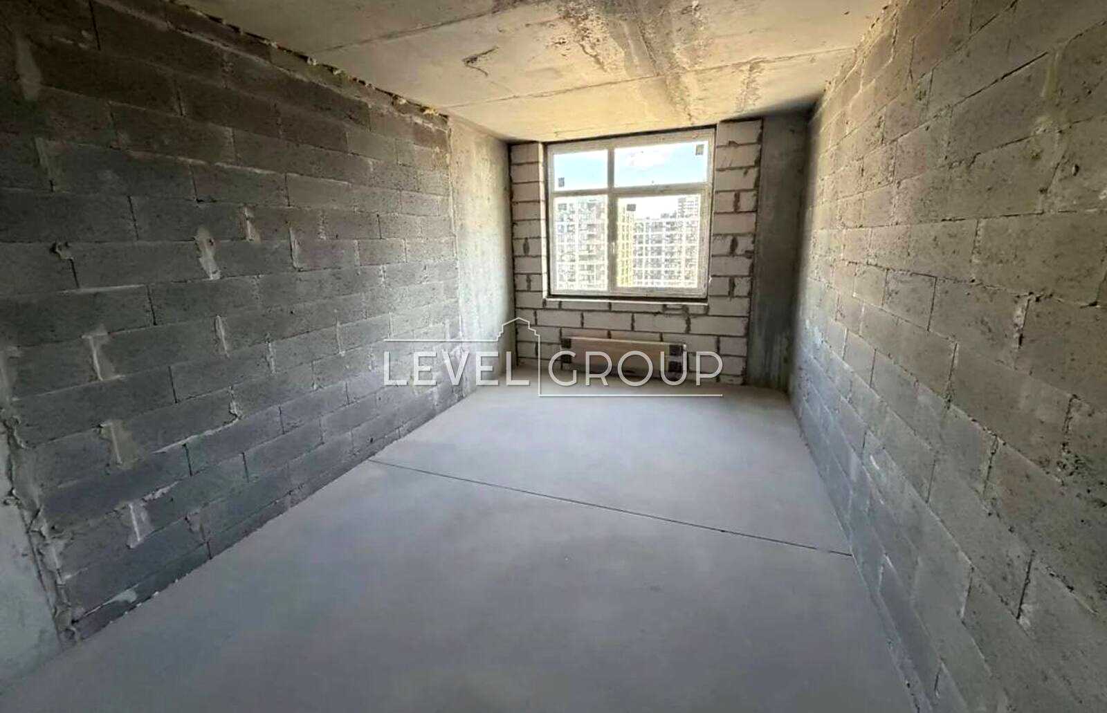 1875779640528964