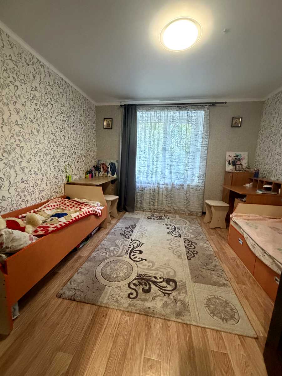 1875783842464141