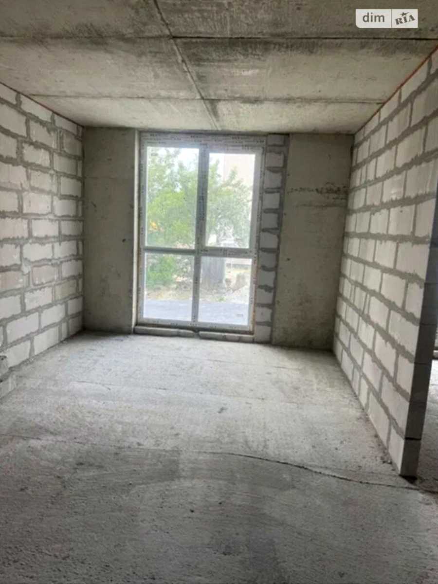 1875787541275251