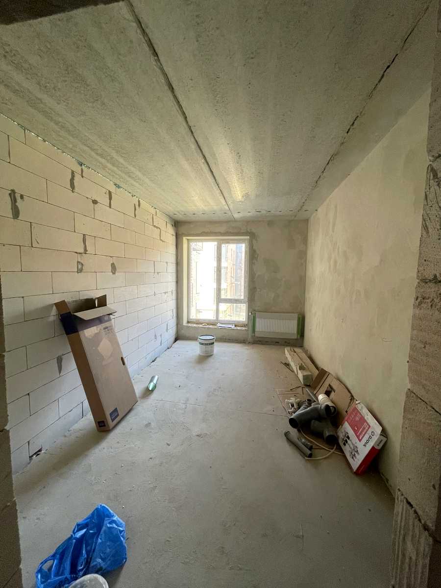 1875793171995449
