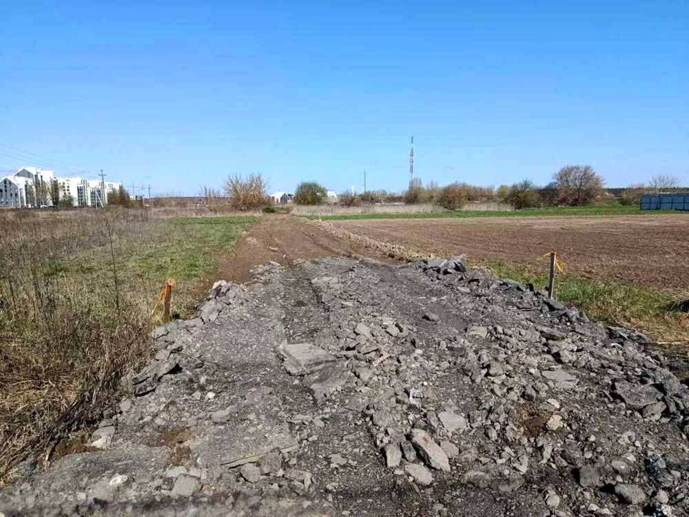 1875793429108646