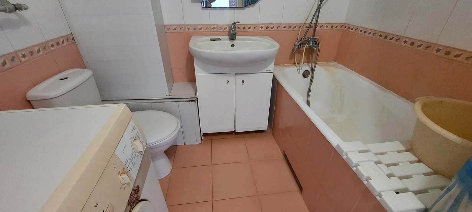 1875794933111798