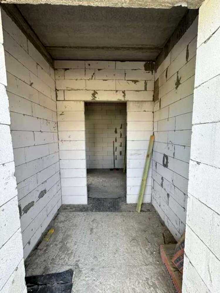 1875795572319367