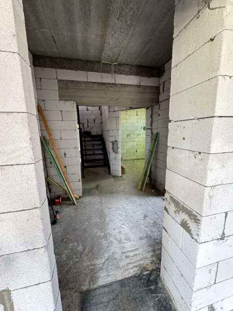 1875795573049368