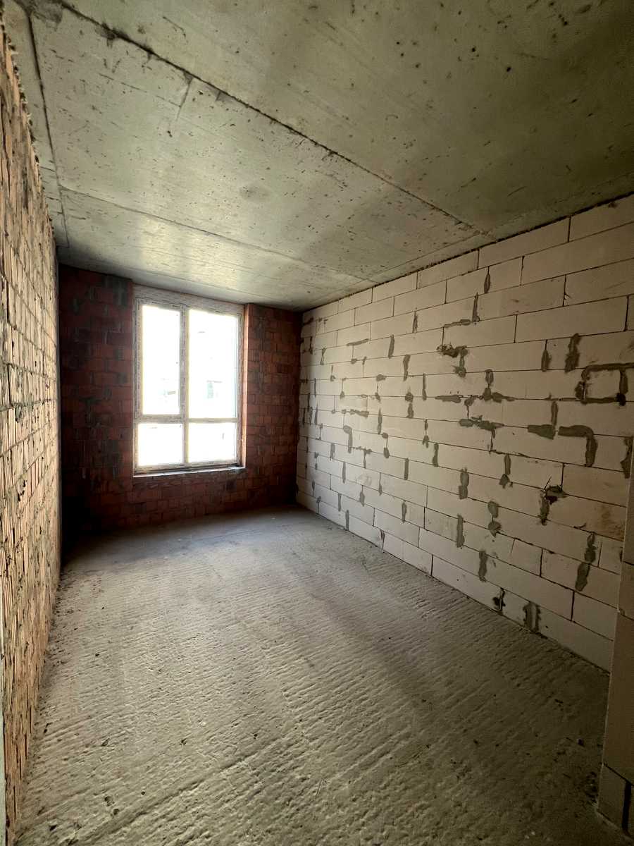 1875796752347151