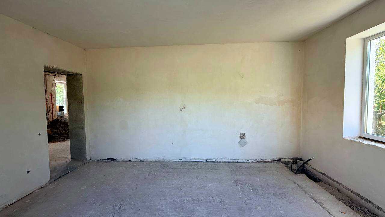 1875798023881327