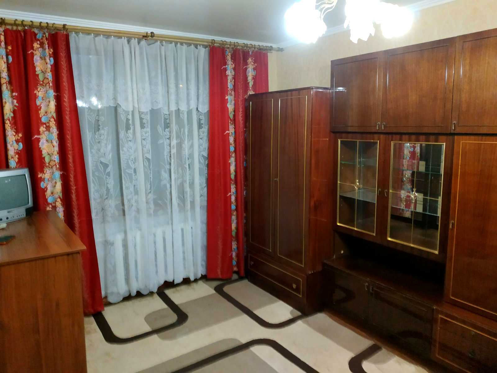 1875806232108605