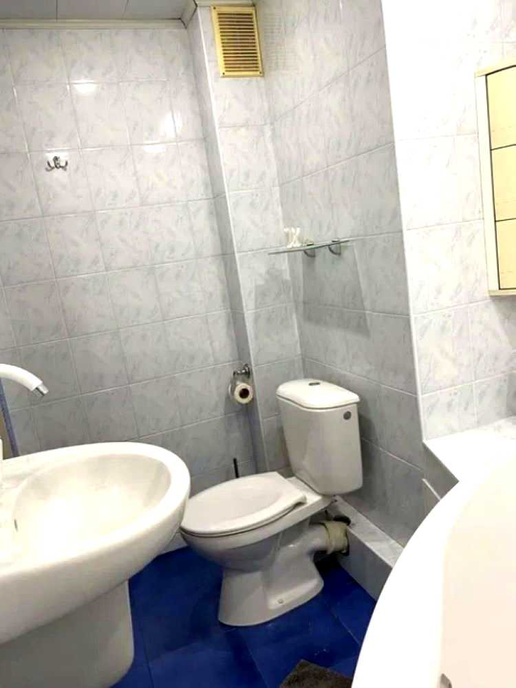 1875833044863690