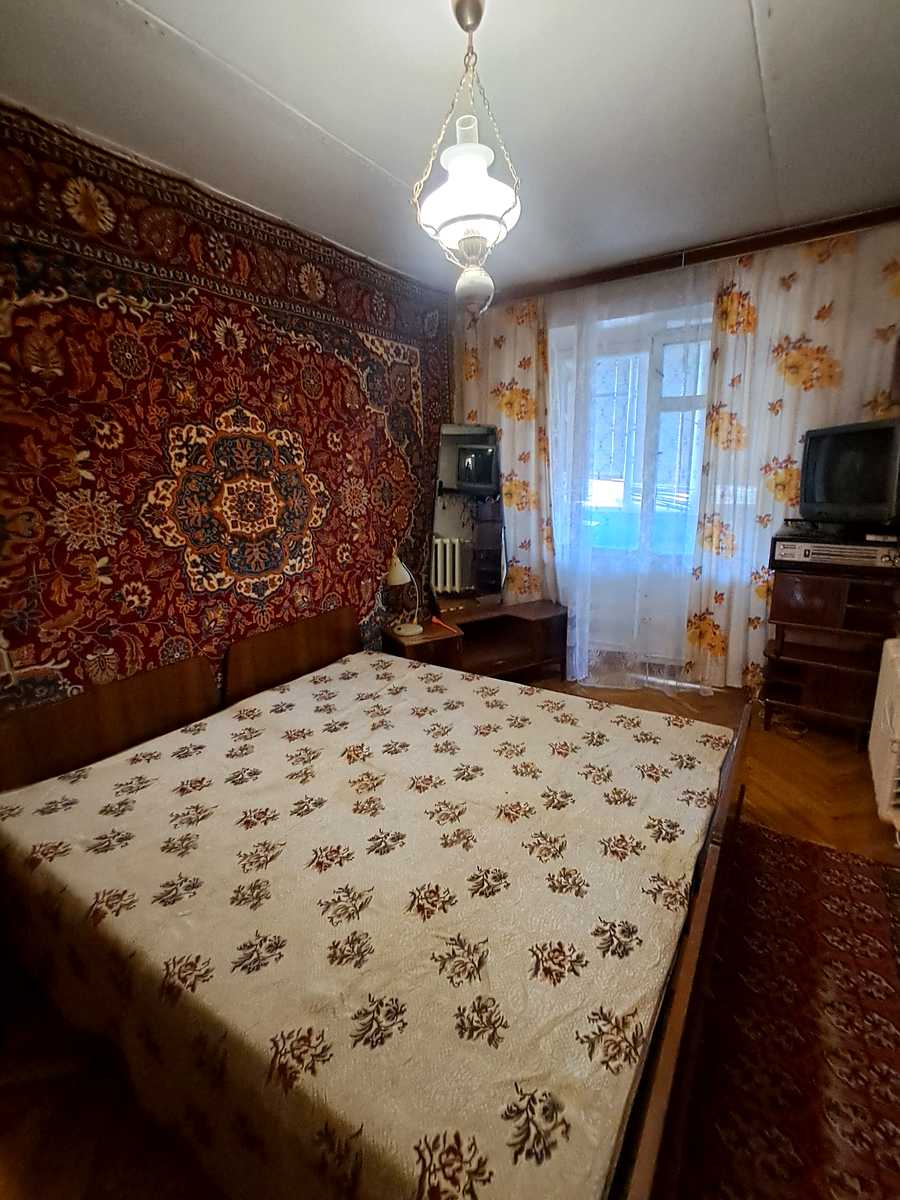 1875838466813059