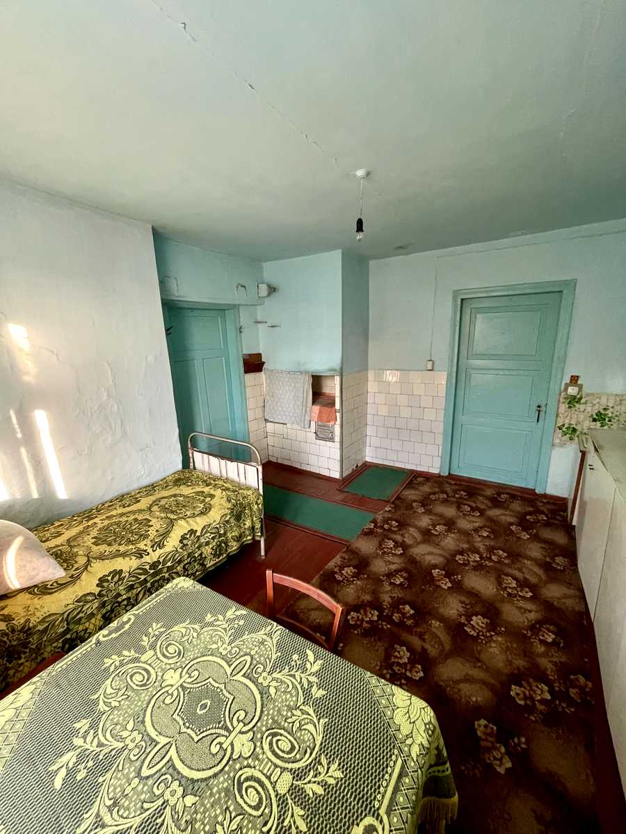 1875838638270931