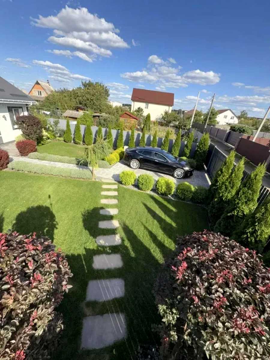 1875838782680600