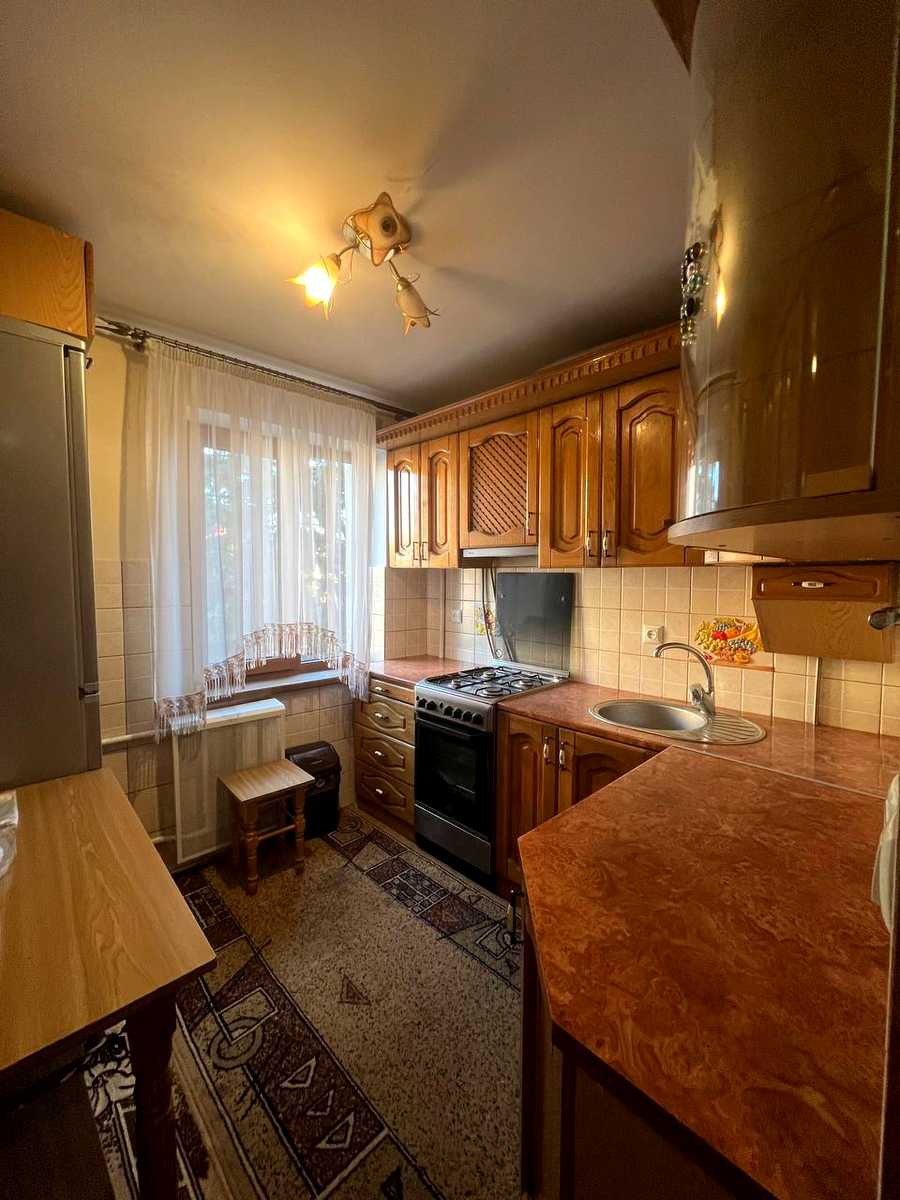 1875839235704477