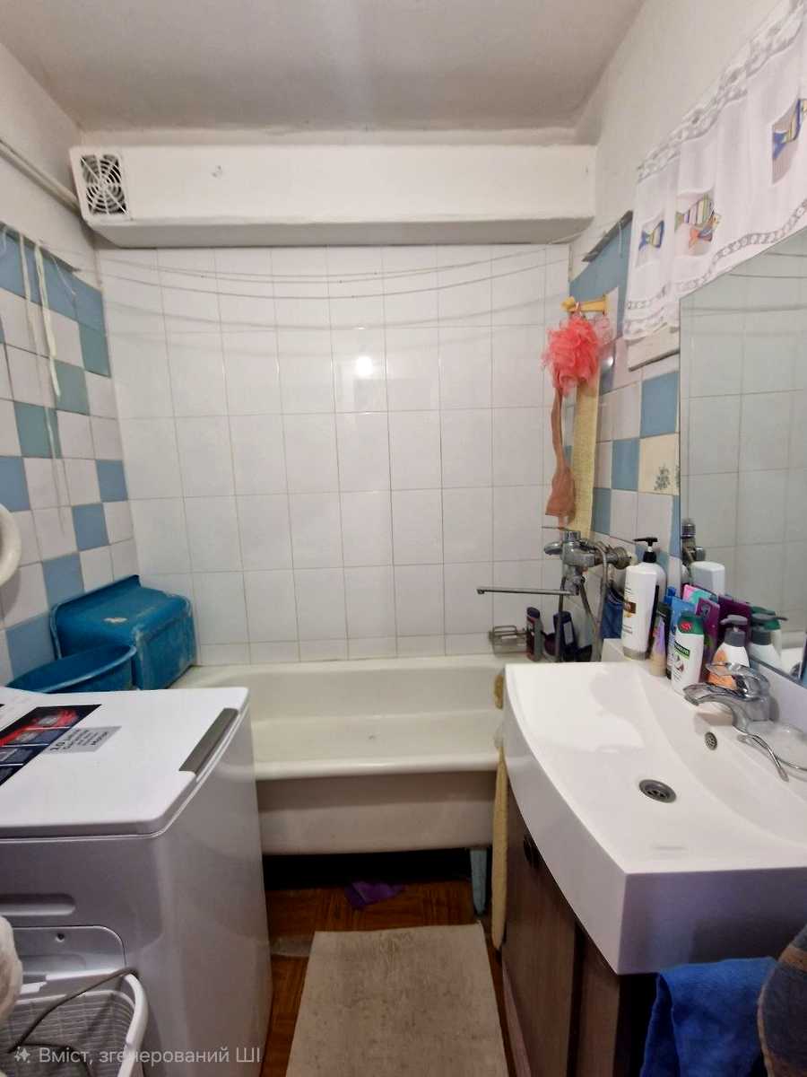 1875839766905911