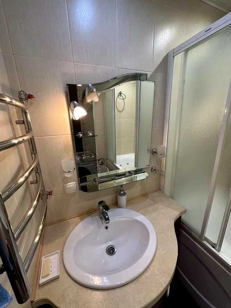 1875840501840438