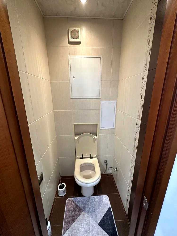 1875840501874292