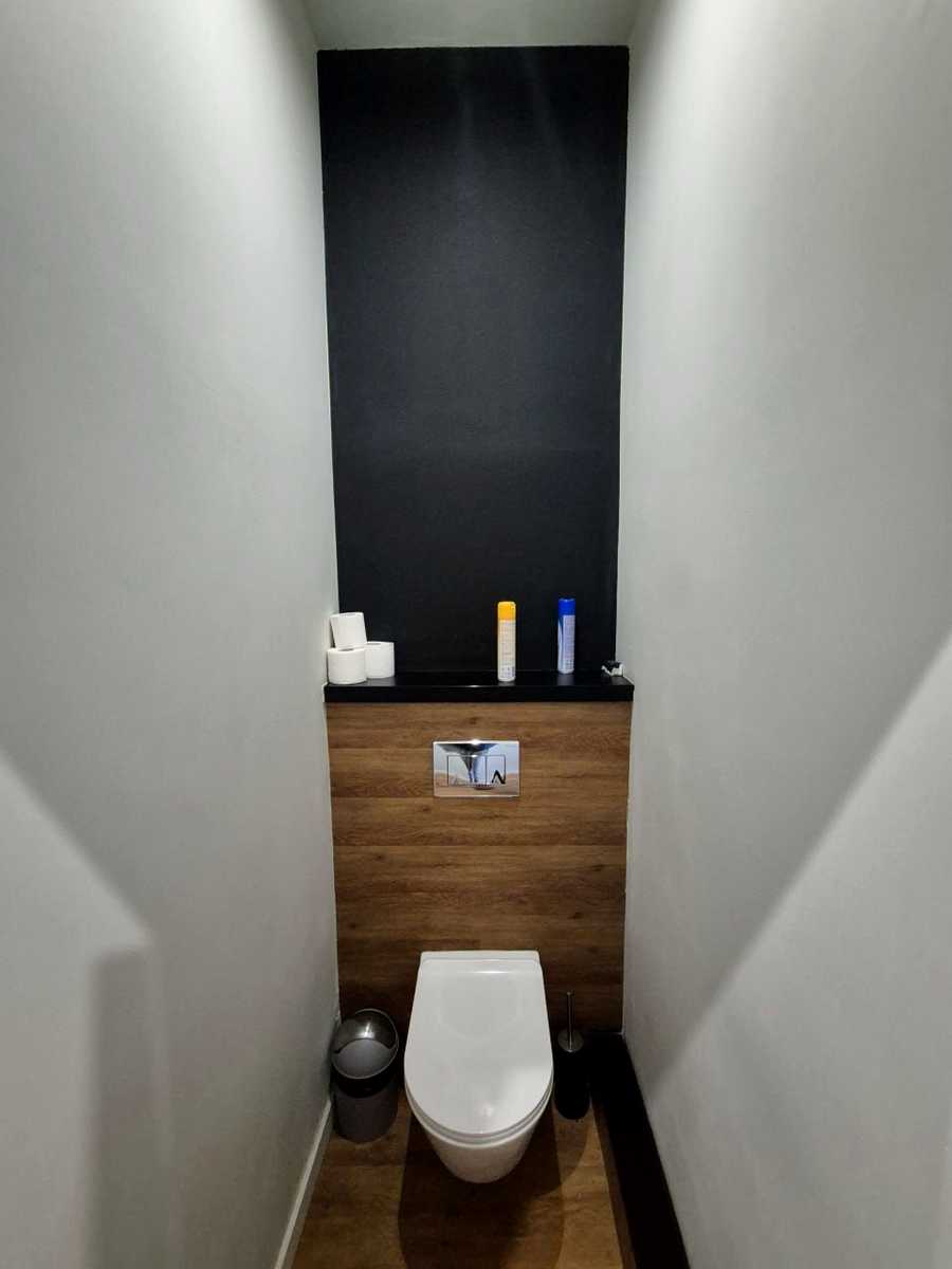 1875840967621144