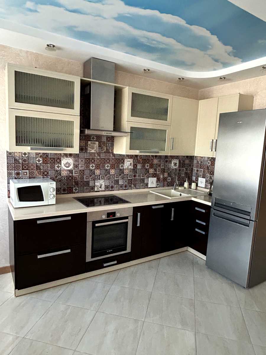 1875841701240710