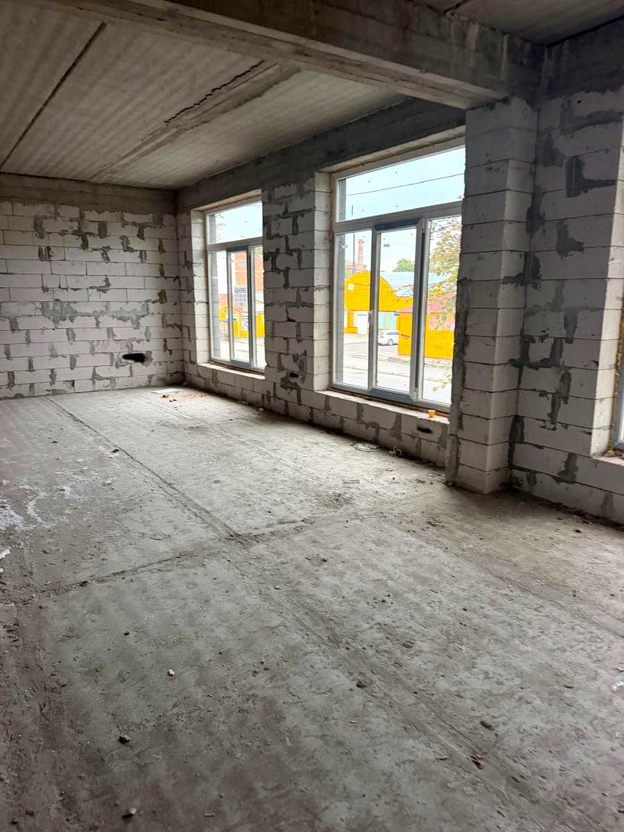 1875842672321366