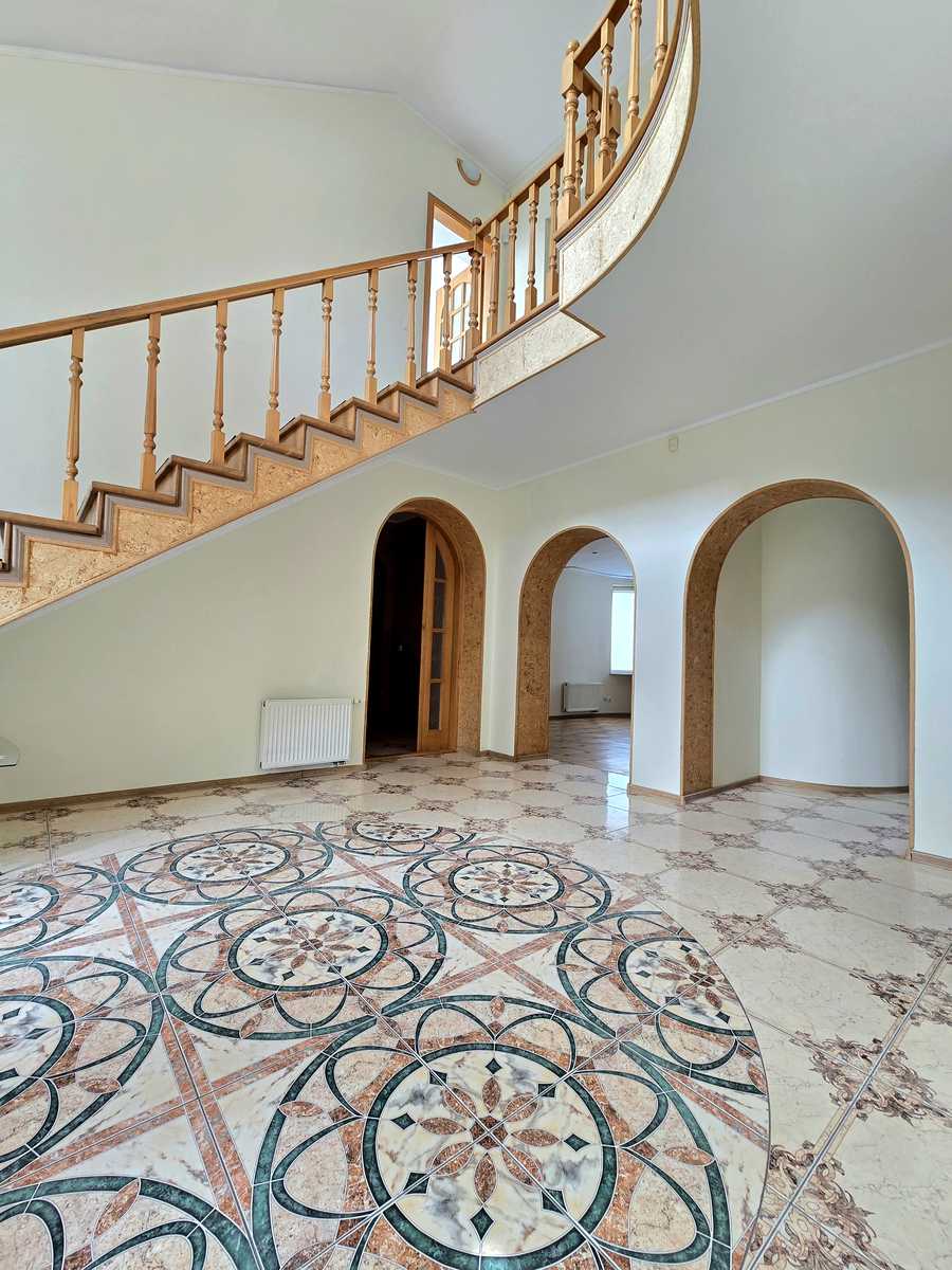 1875842705797069