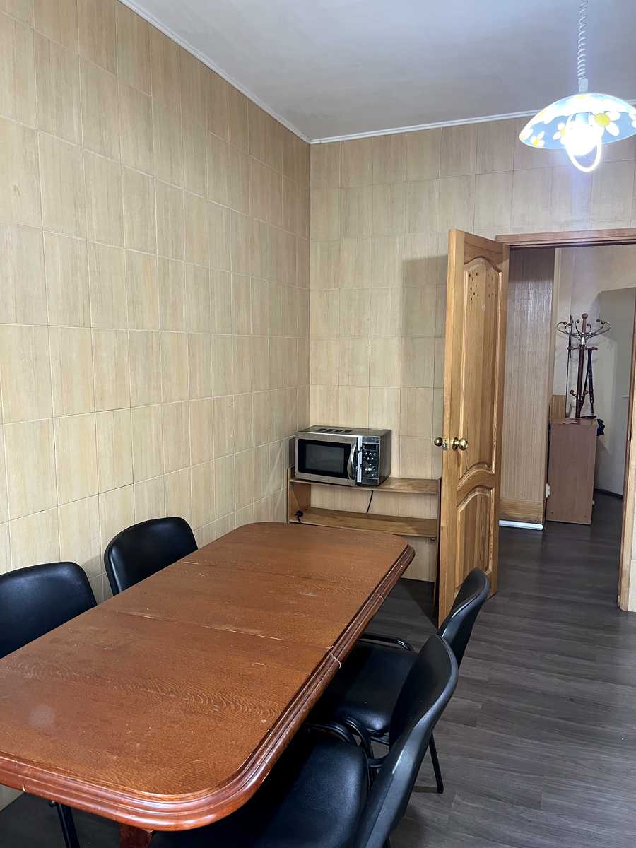 1875843360383657