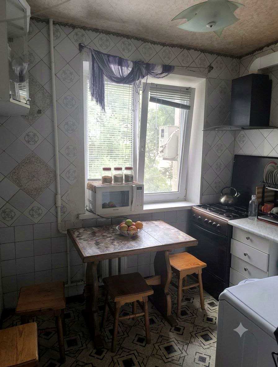 1875843949421502