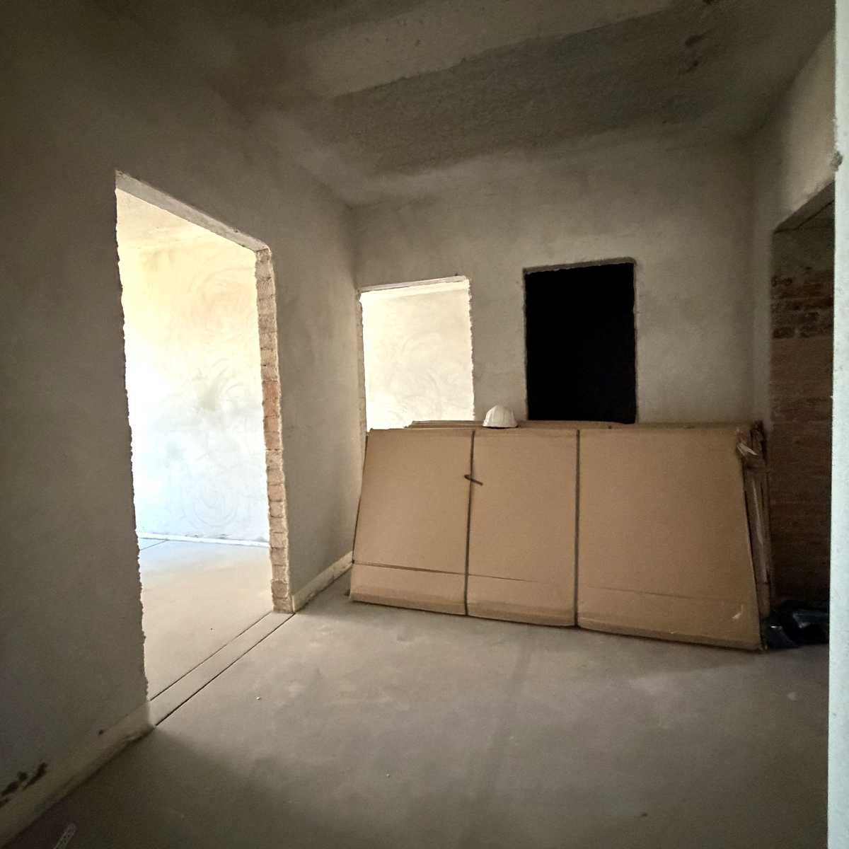 1875844332645577