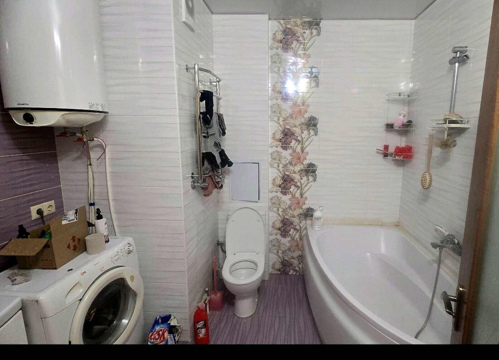 1875845648654727