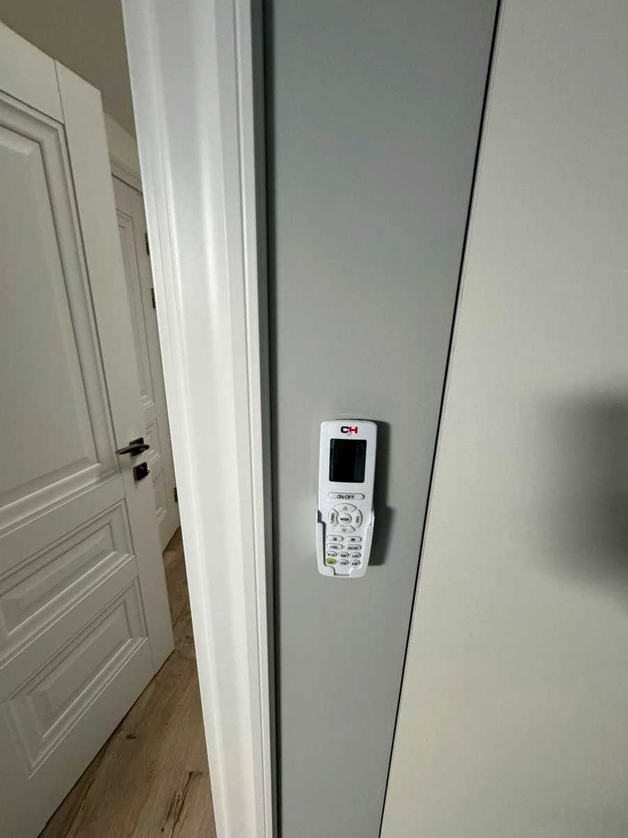 1875845972653593