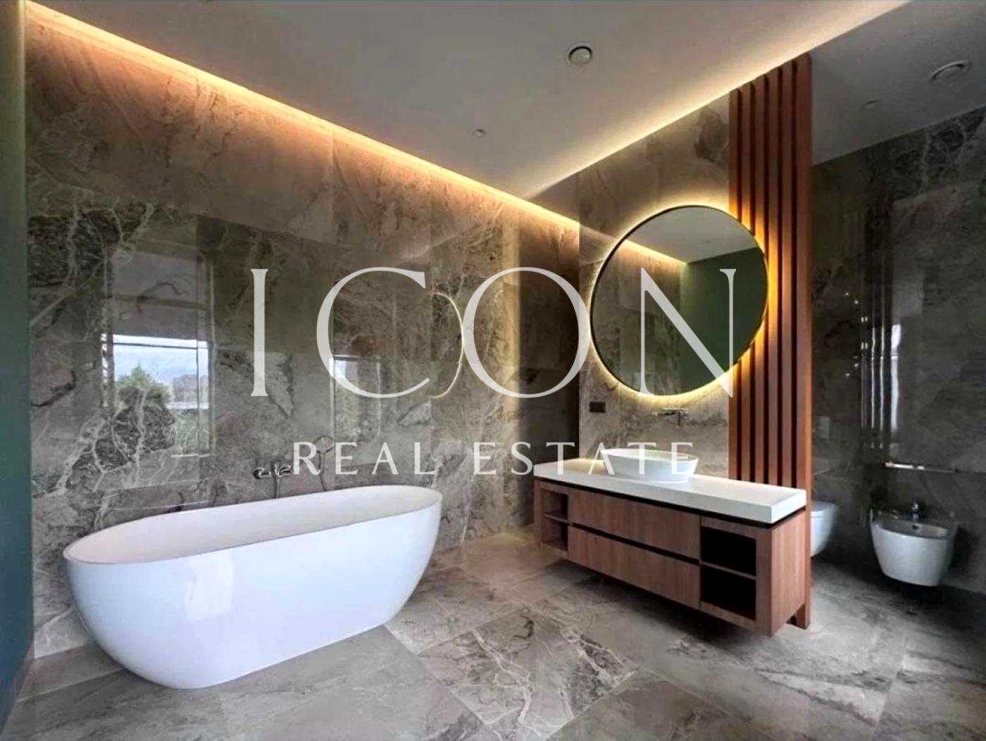 1875846352860087