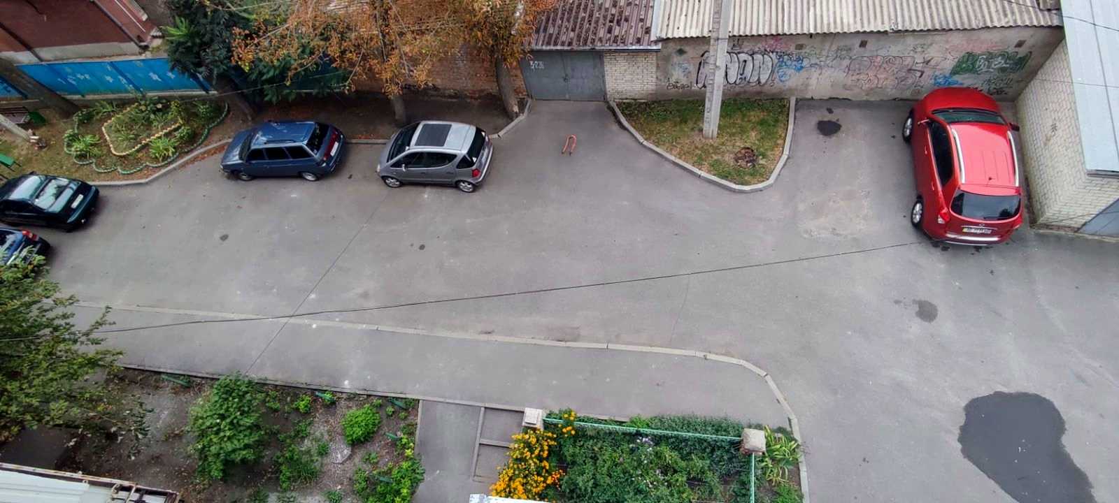 1875847995628035