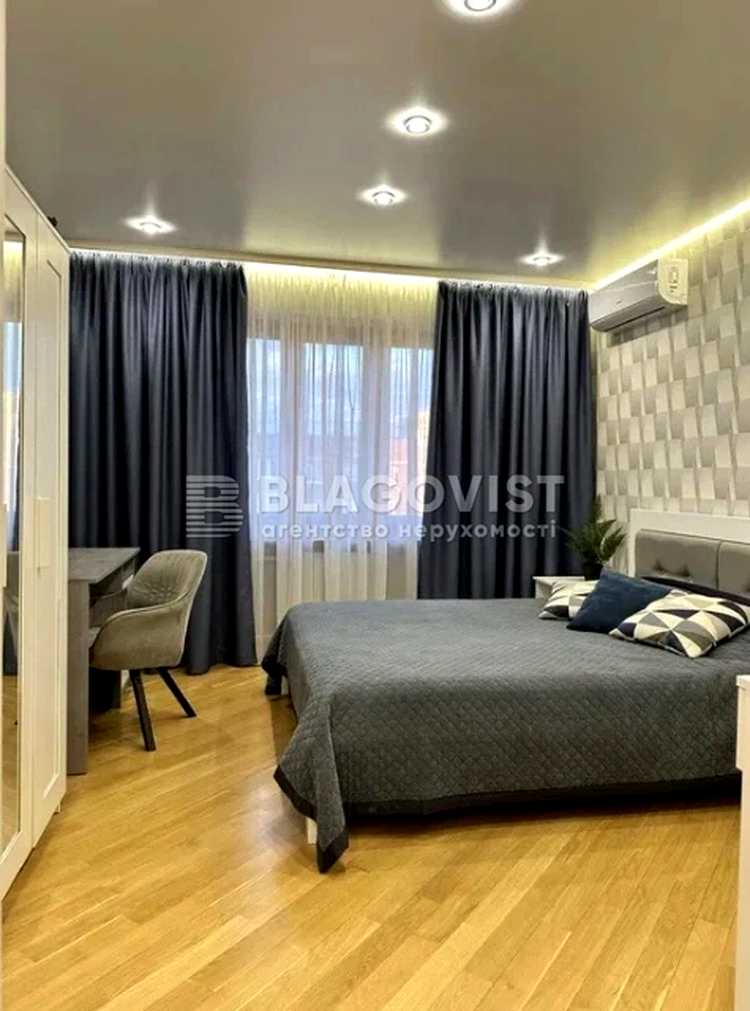1875851661734842