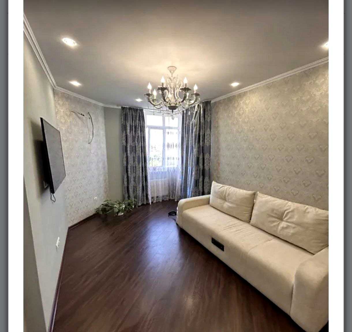 1875851900100980