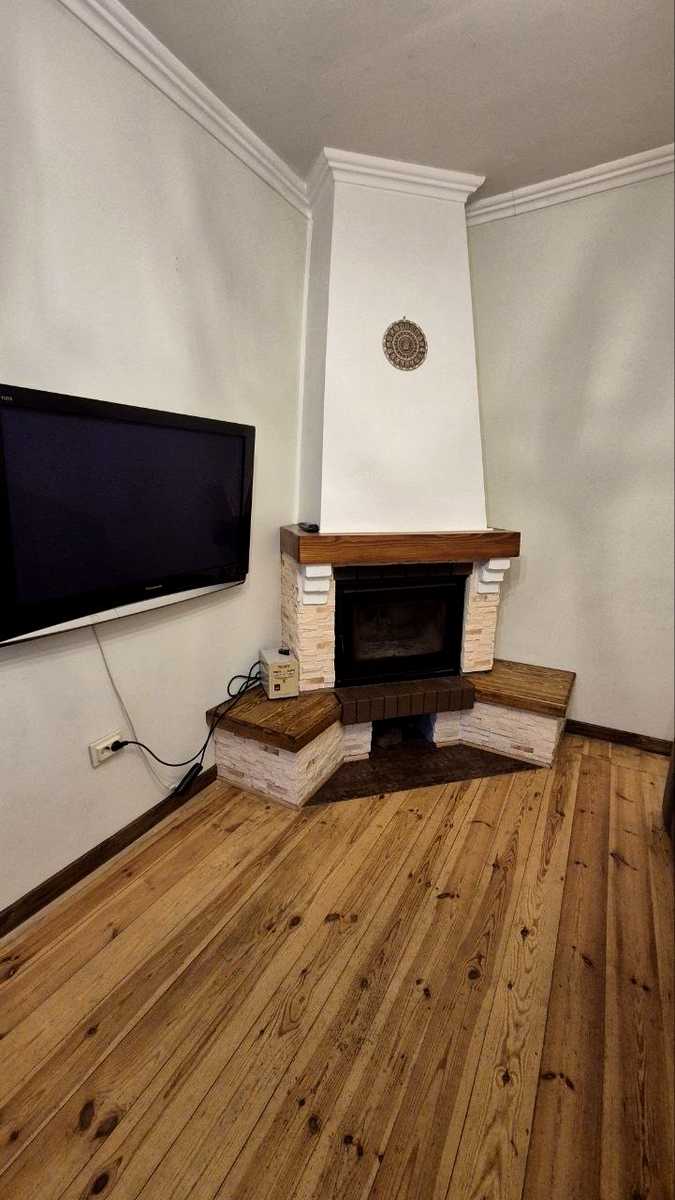 1875851977812411