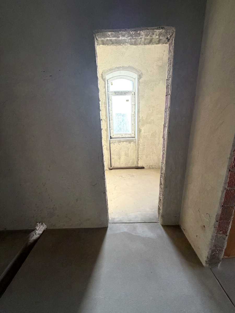 1875852112685971