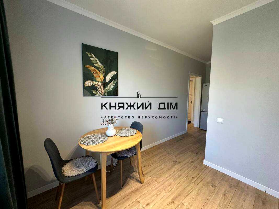 1875852252281744