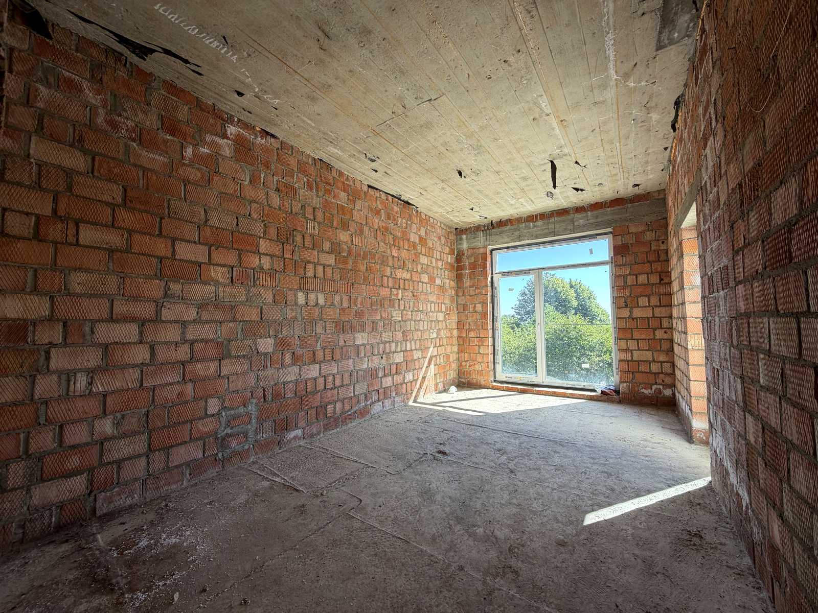 1875852366220516